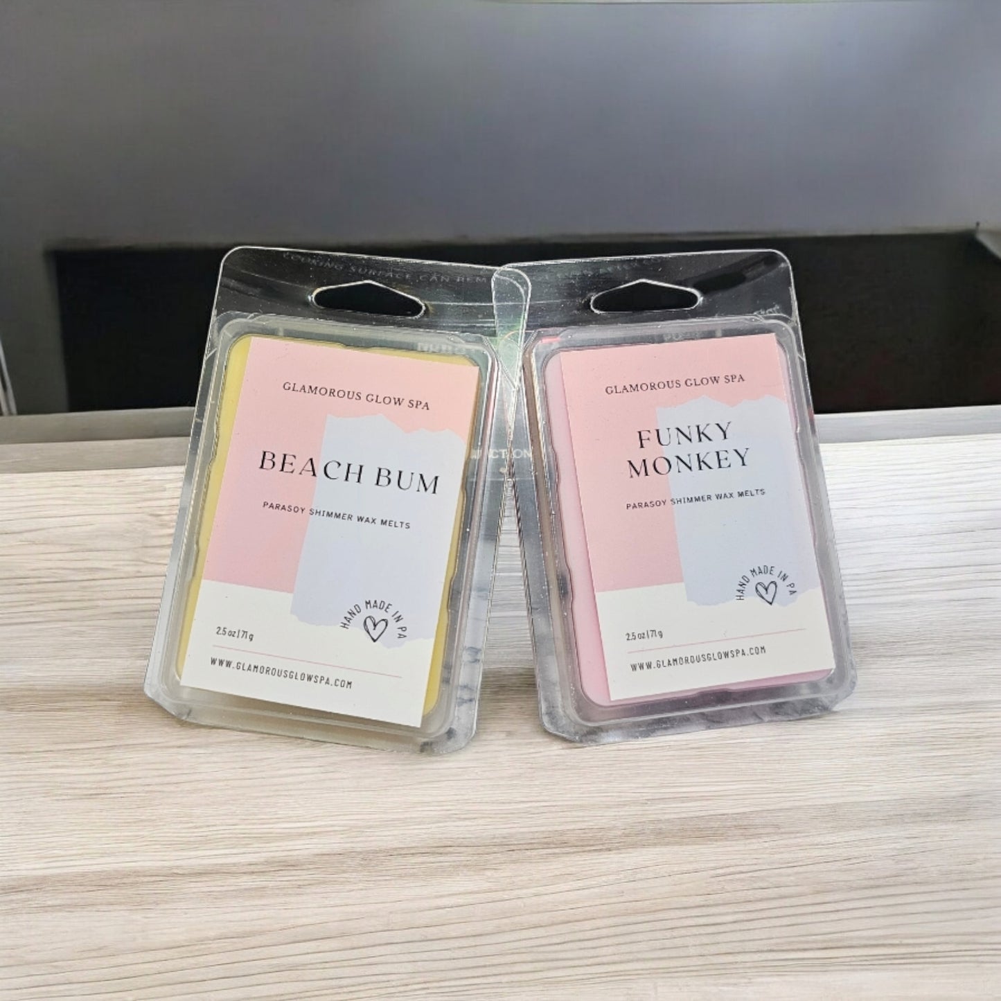 6 Cube Clamshell Shimmer Wax Melts (Choose Scent)